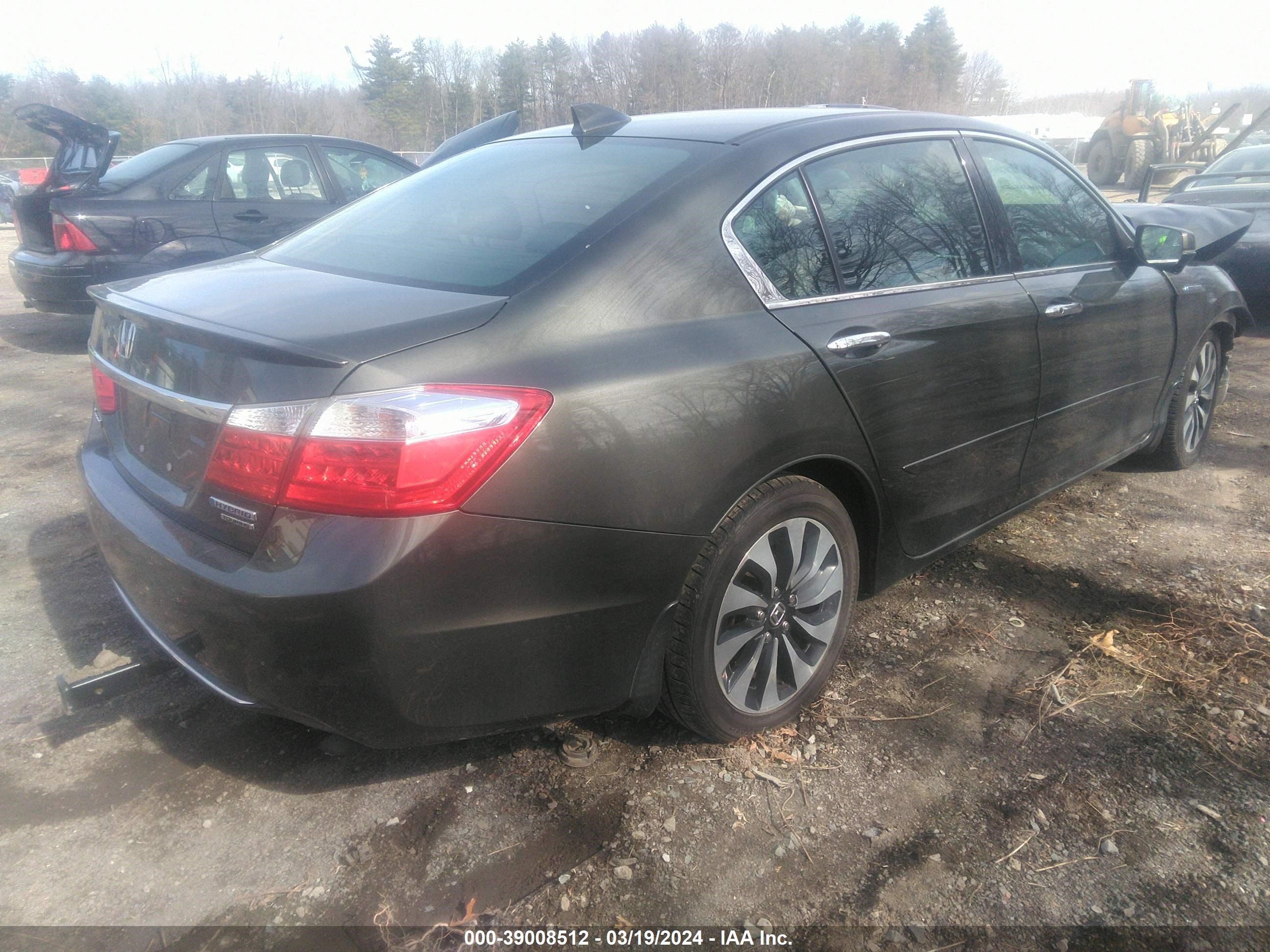 Photo 3 VIN: 1HGCR6F7XEA007275 - HONDA ACCORD 