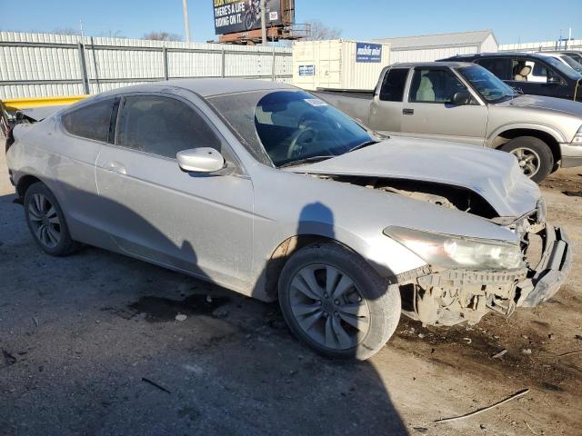 Photo 3 VIN: 1HGCS12328A025946 - HONDA ACCORD LX- 