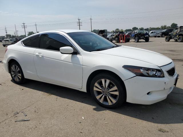 Photo 3 VIN: 1HGCS12379A018718 - HONDA ACCORD LX 