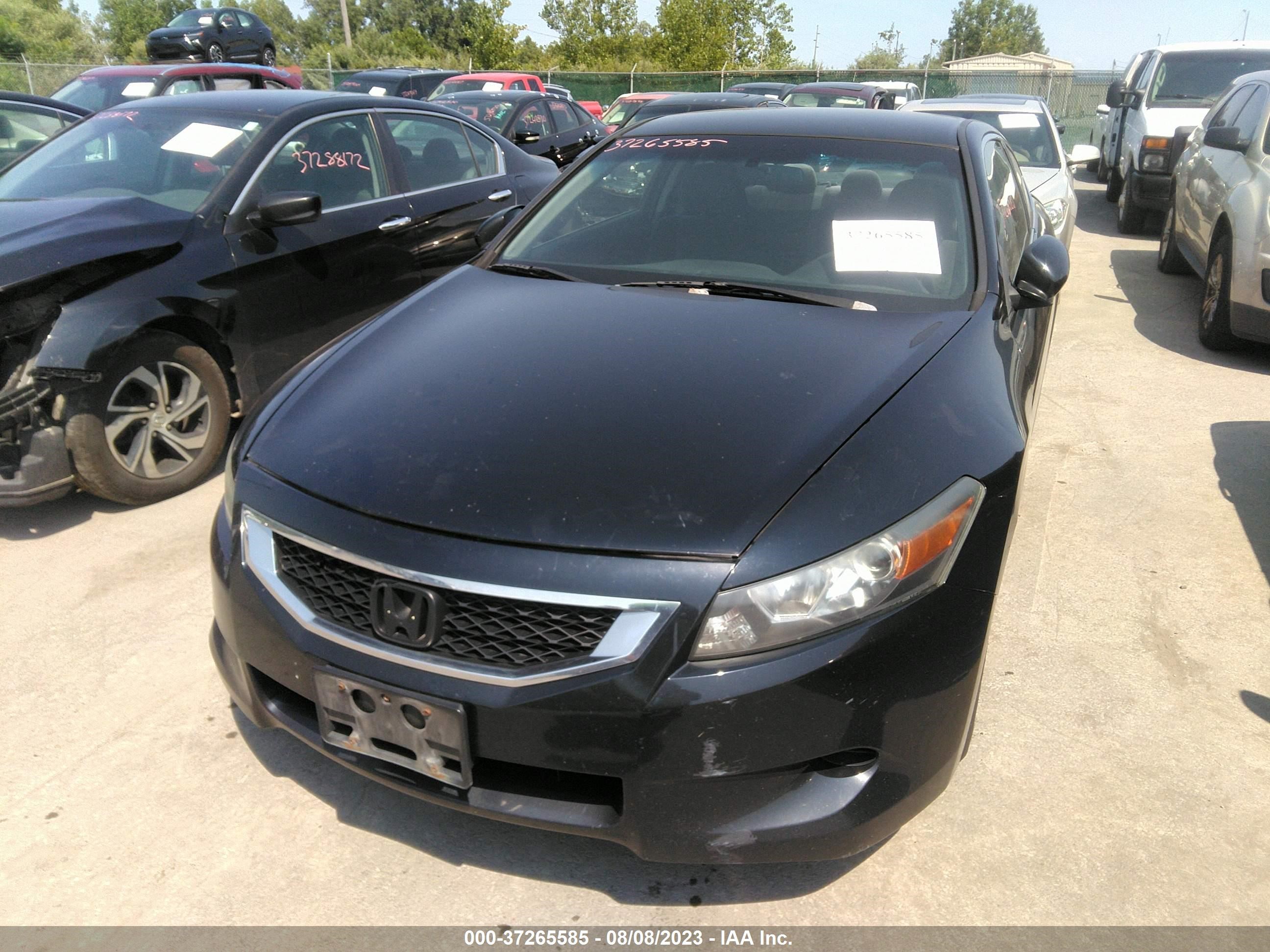 Photo 5 VIN: 1HGCS12388A008021 - HONDA ACCORD 