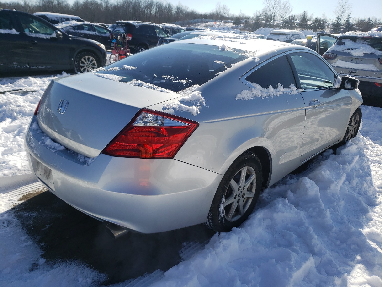 Photo 3 VIN: 1HGCS123X9A022570 - HONDA ACCORD LX 