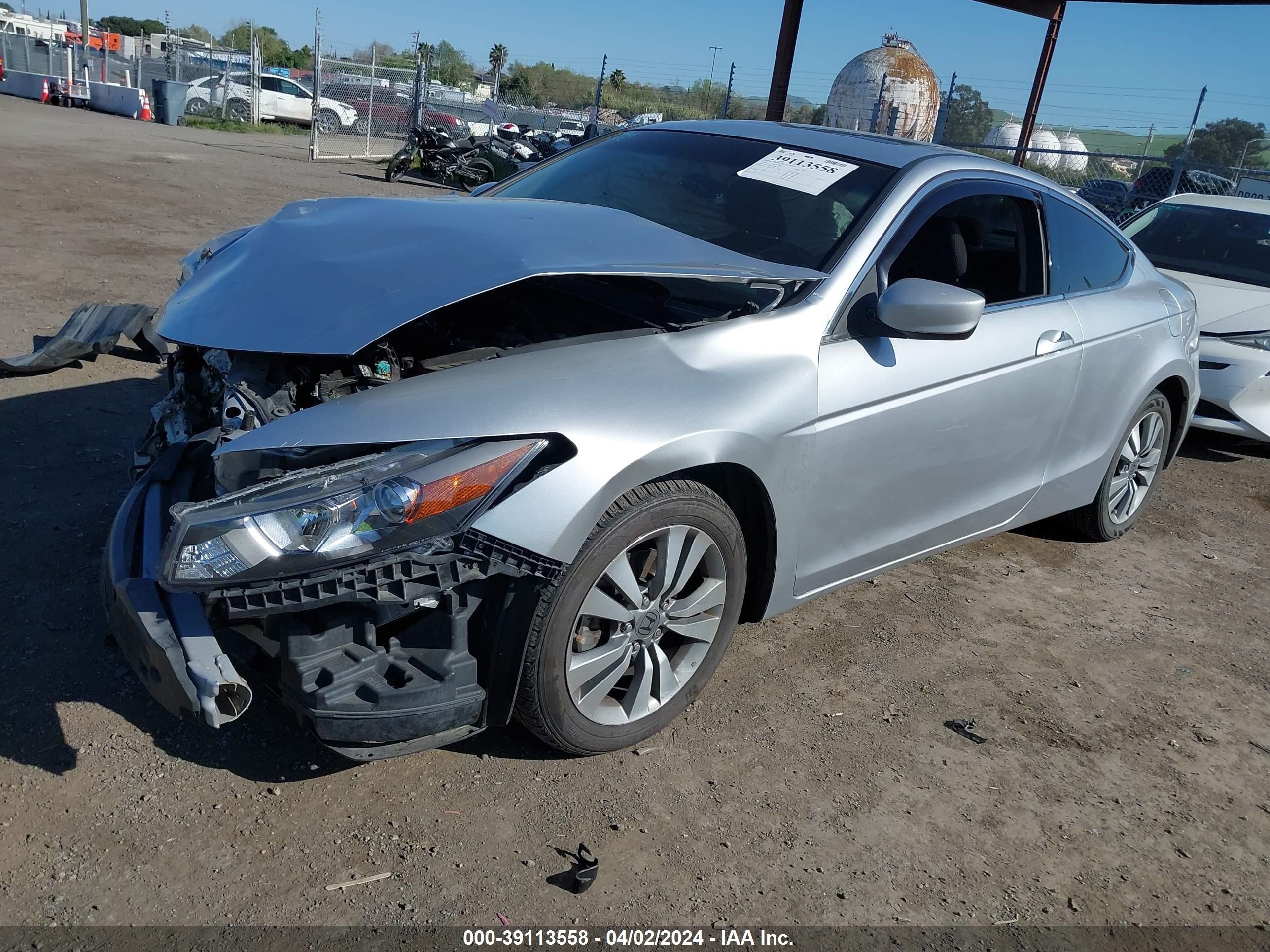 Photo 1 VIN: 1HGCS12719A004817 - HONDA ACCORD 