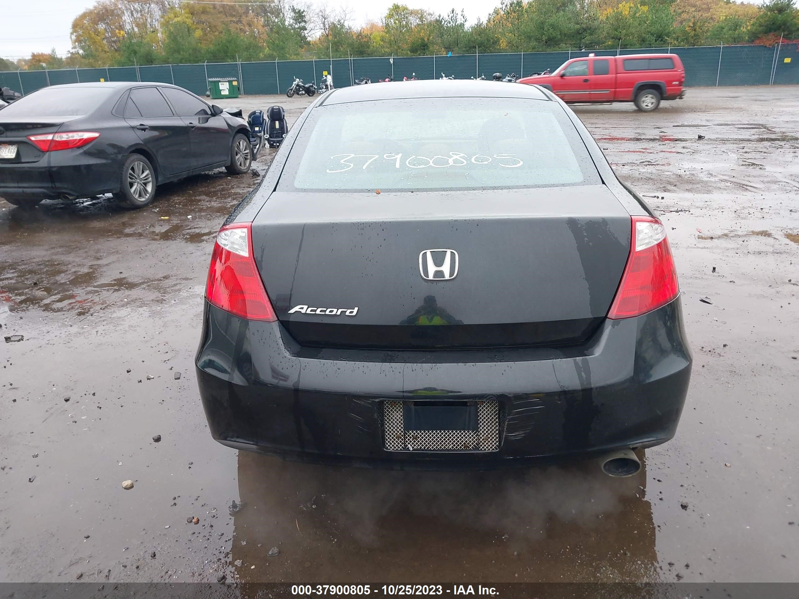 Photo 16 VIN: 1HGCS12729A024896 - HONDA ACCORD 