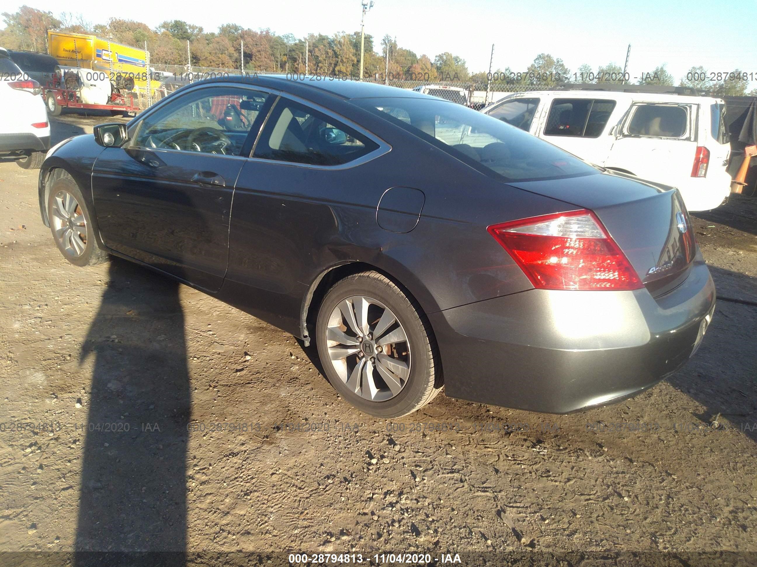 Photo 2 VIN: 1HGCS12749A022566 - HONDA ACCORD 