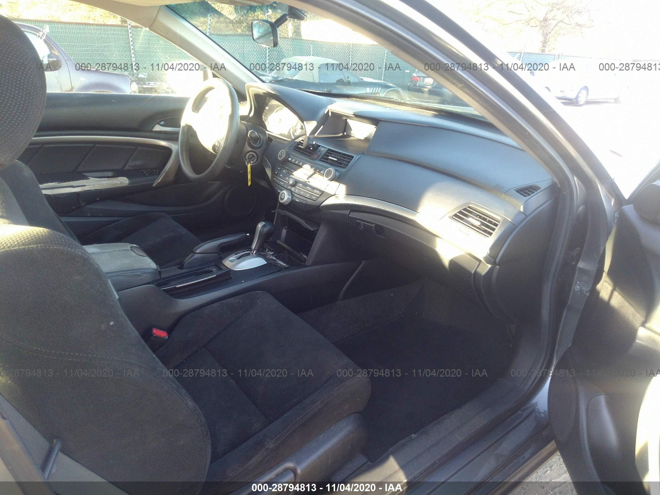 Photo 4 VIN: 1HGCS12749A022566 - HONDA ACCORD 