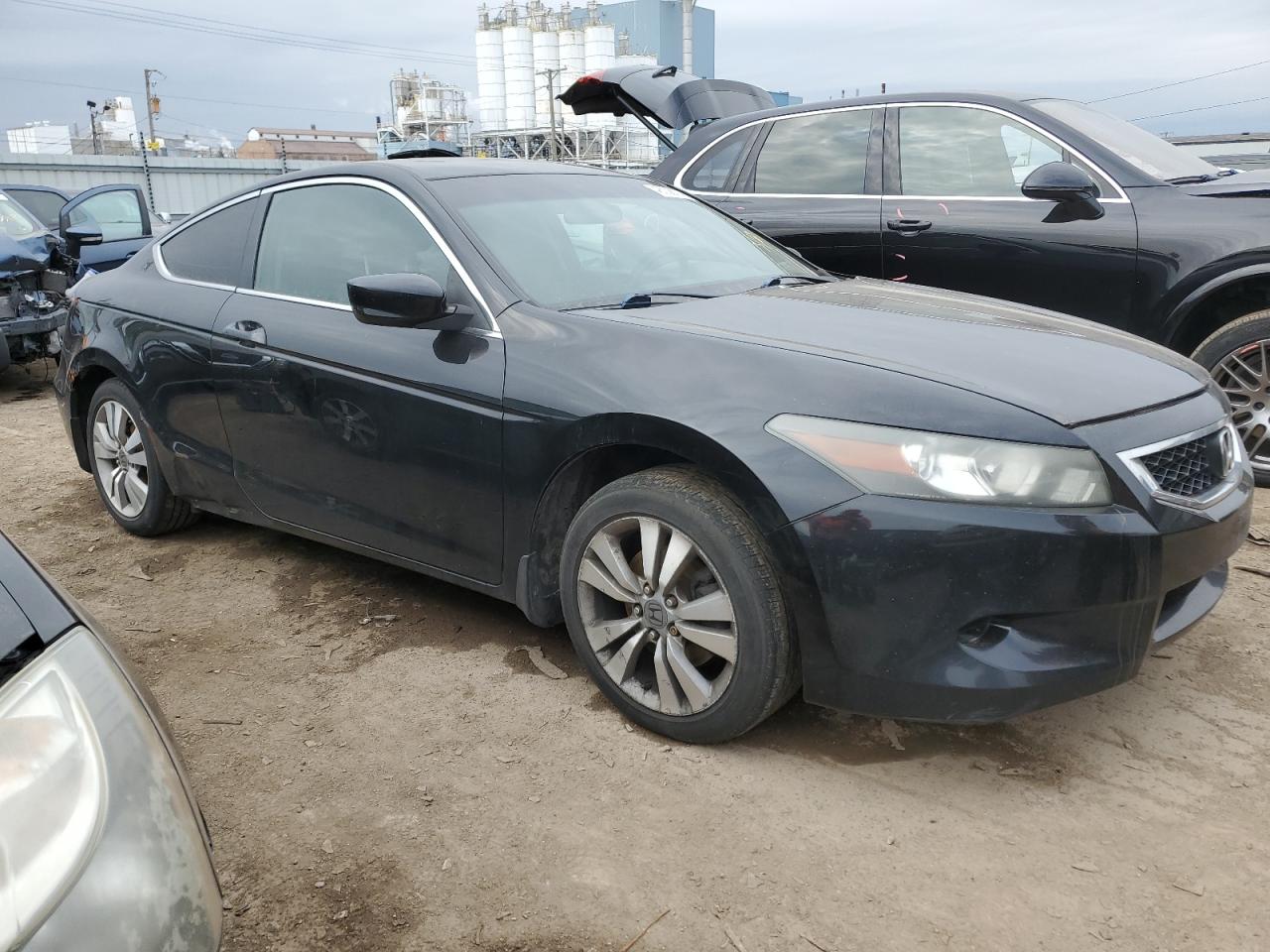 Photo 3 VIN: 1HGCS12759A023192 - HONDA ACCORD 