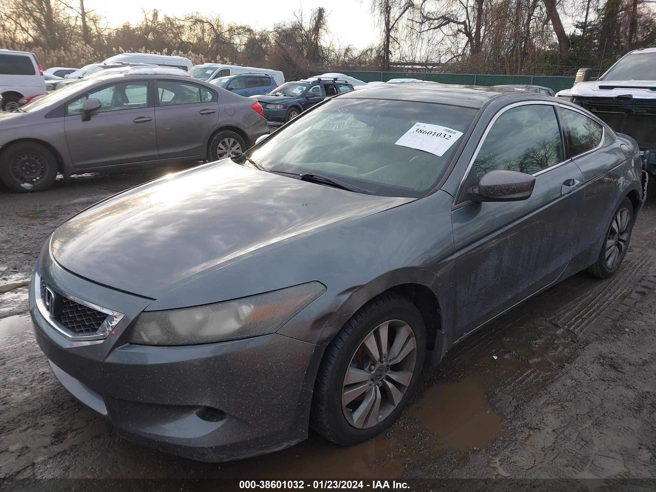 Photo 1 VIN: 1HGCS12769A026800 - HONDA ACCORD 