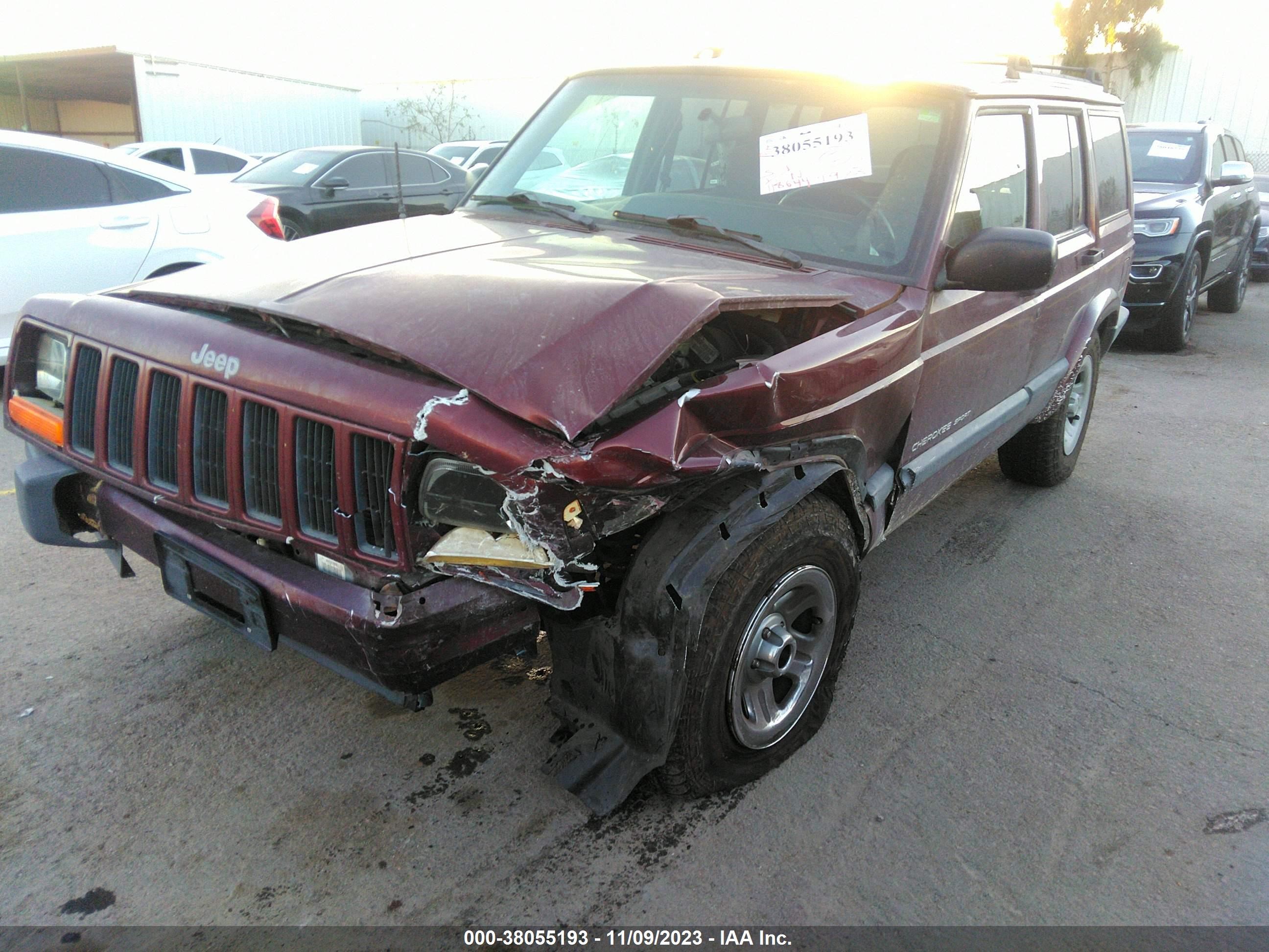 Photo 5 VIN: 1HGCS12788A025274 - JEEP CHEROKEE 