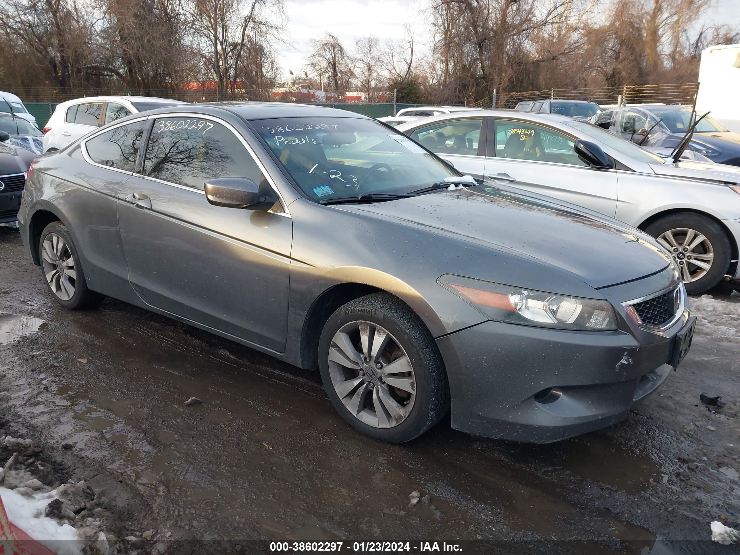 Photo 0 VIN: 1HGCS12828A023481 - HONDA ACCORD 