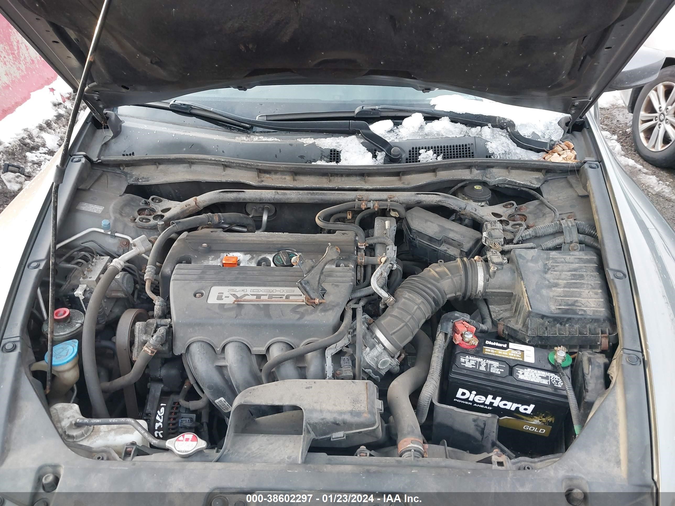 Photo 9 VIN: 1HGCS12828A023481 - HONDA ACCORD 