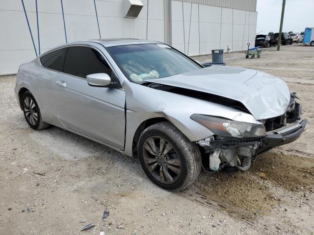 Photo 3 VIN: 1HGCS12829A018248 - HONDA ACCORD 