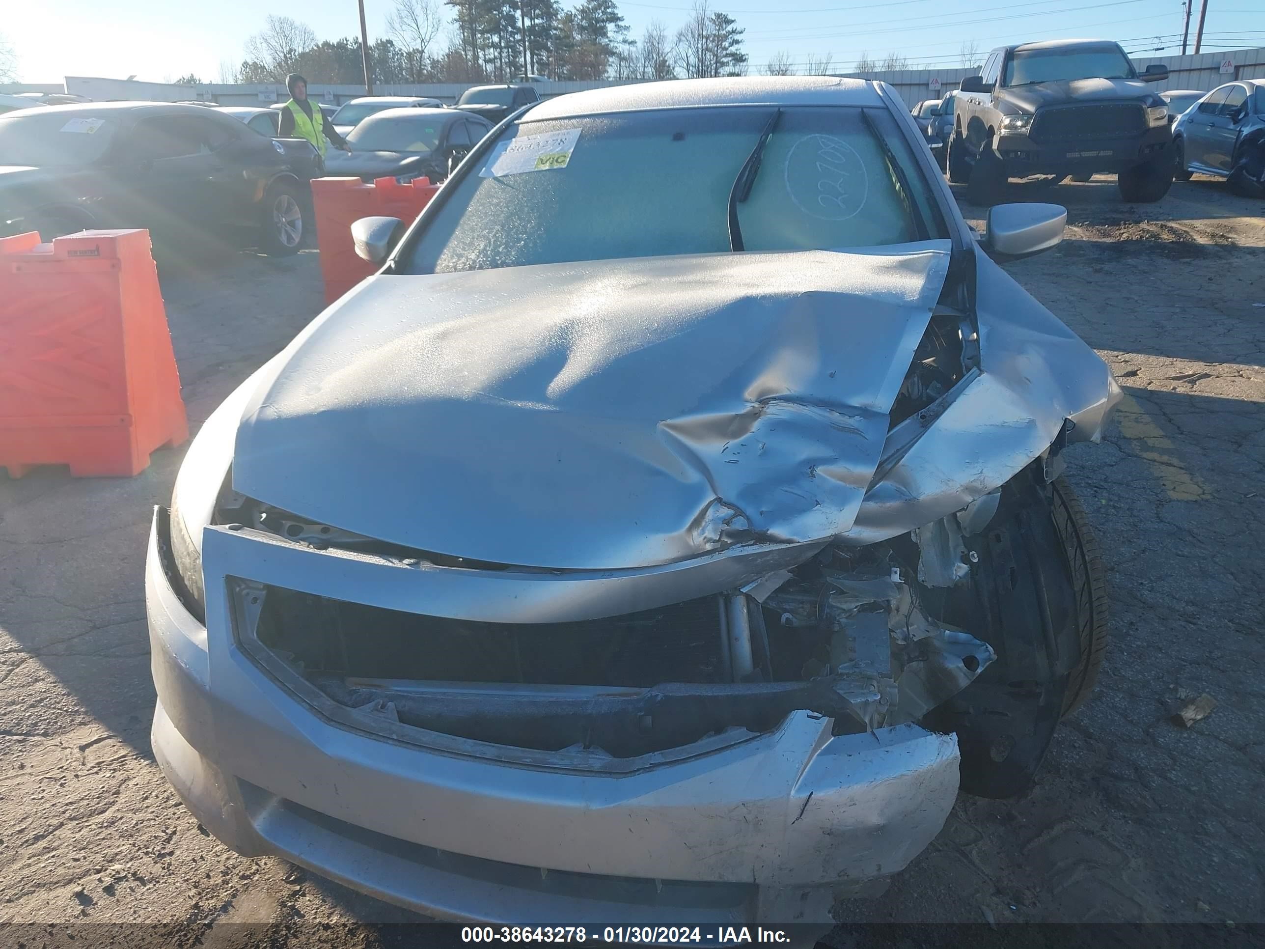 Photo 5 VIN: 1HGCS12839A002933 - HONDA ACCORD 