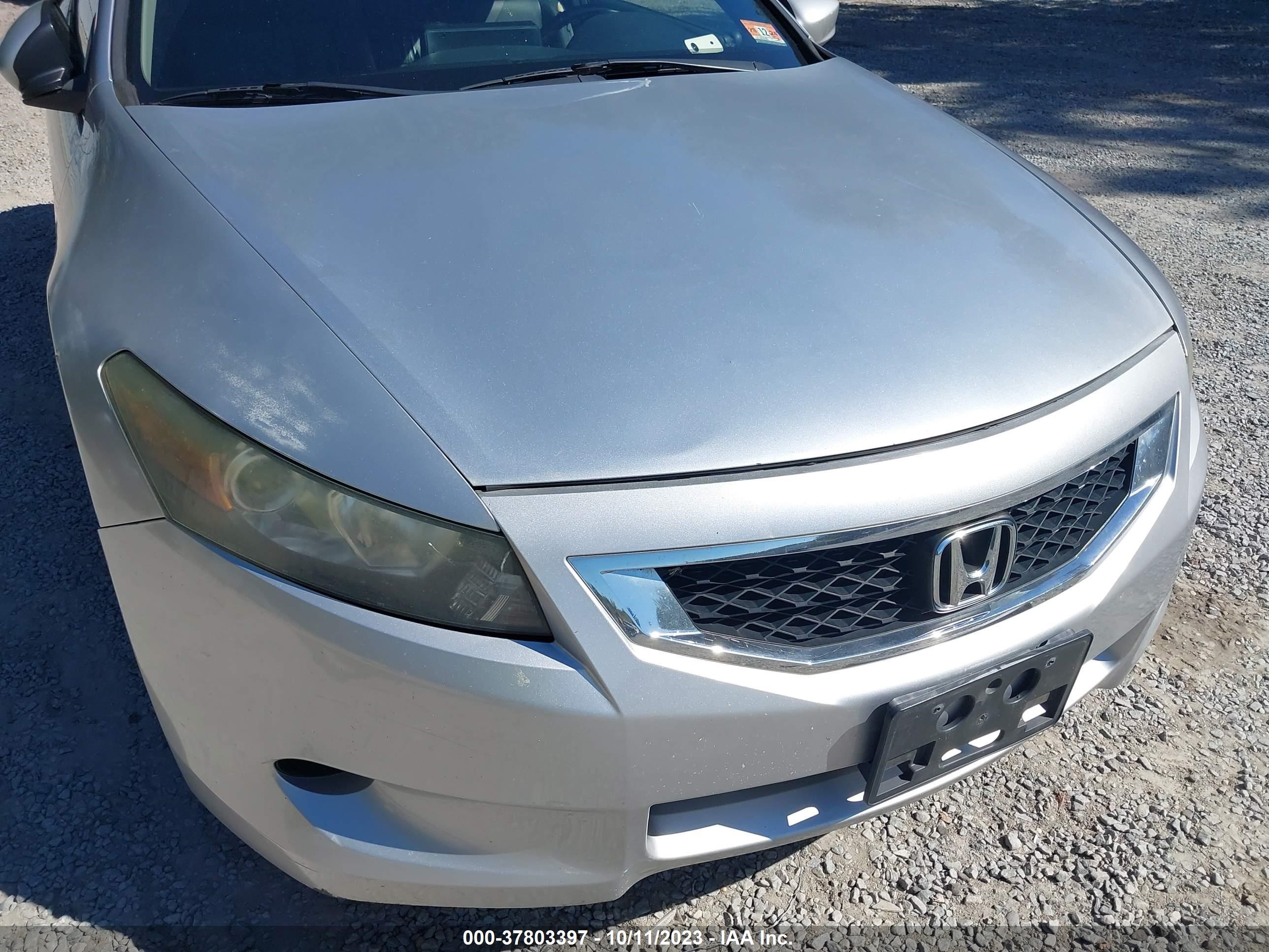 Photo 5 VIN: 1HGCS12858A027332 - HONDA ACCORD 