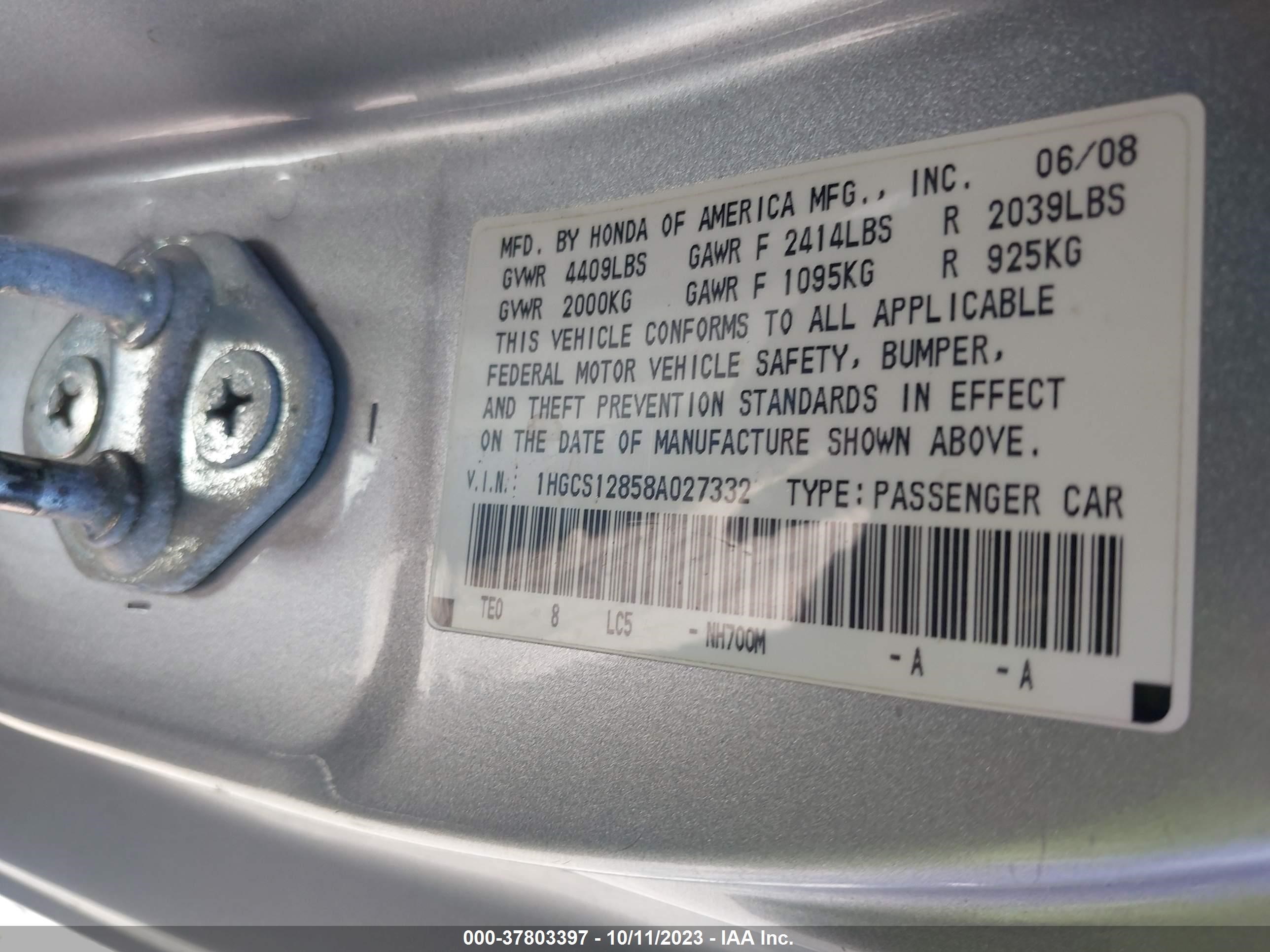 Photo 8 VIN: 1HGCS12858A027332 - HONDA ACCORD 