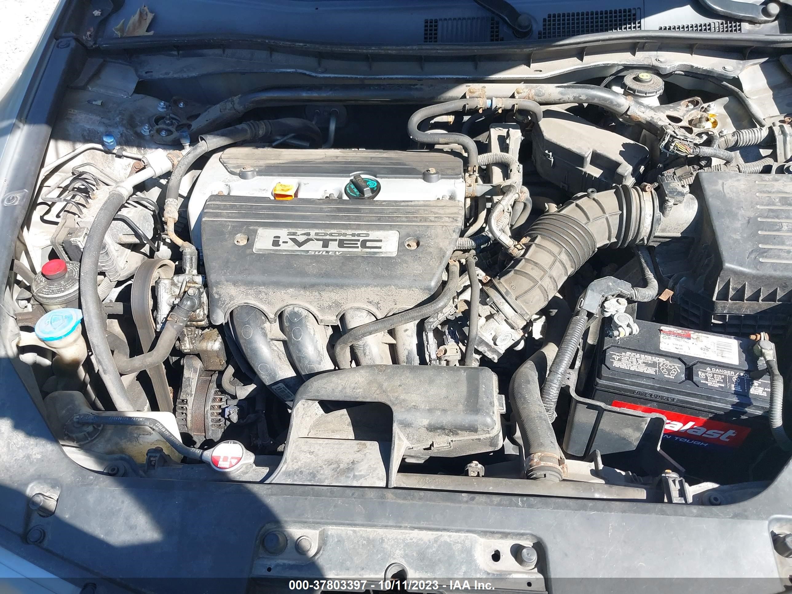 Photo 9 VIN: 1HGCS12858A027332 - HONDA ACCORD 