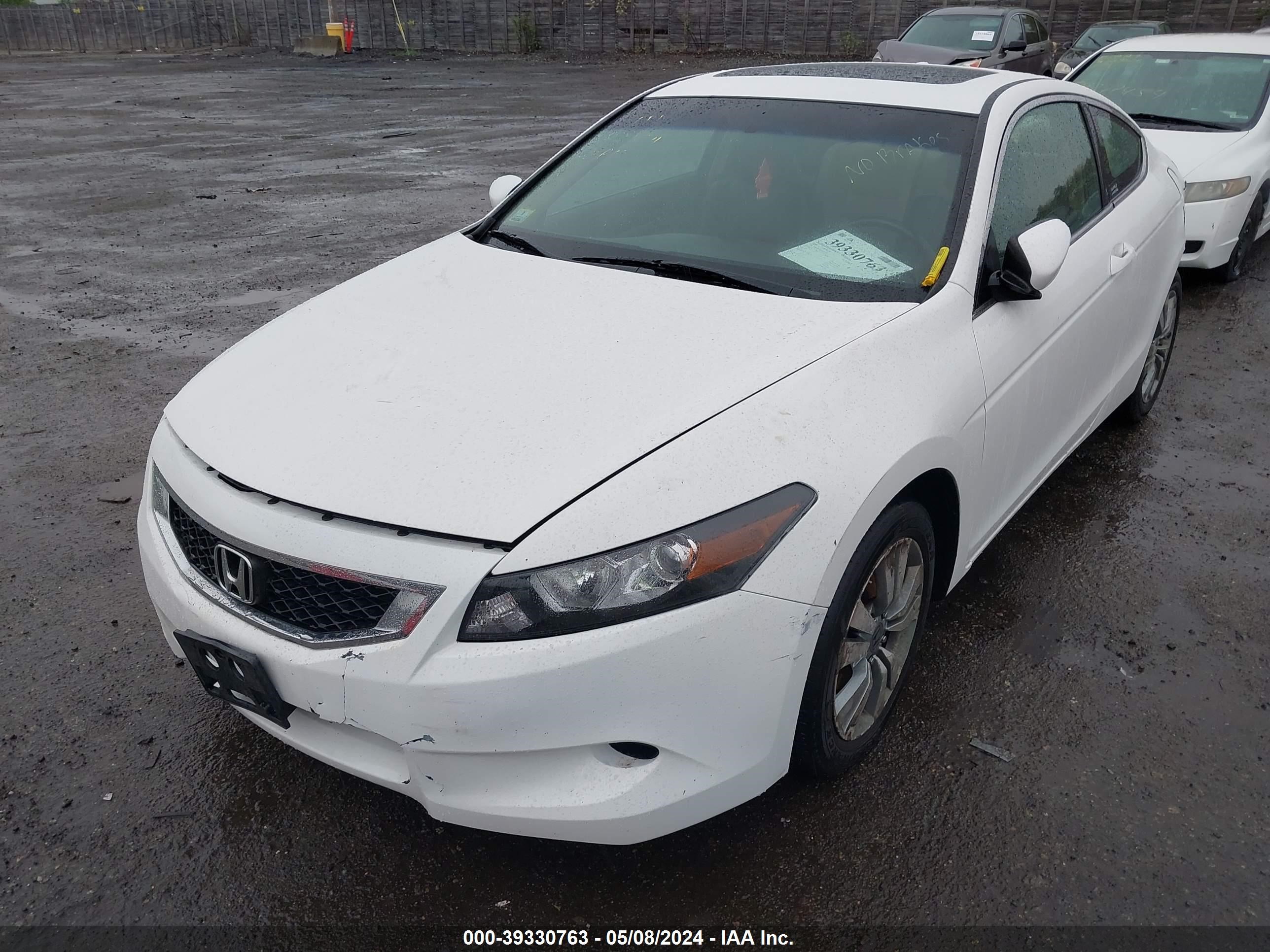 Photo 1 VIN: 1HGCS12859A024335 - HONDA ACCORD 