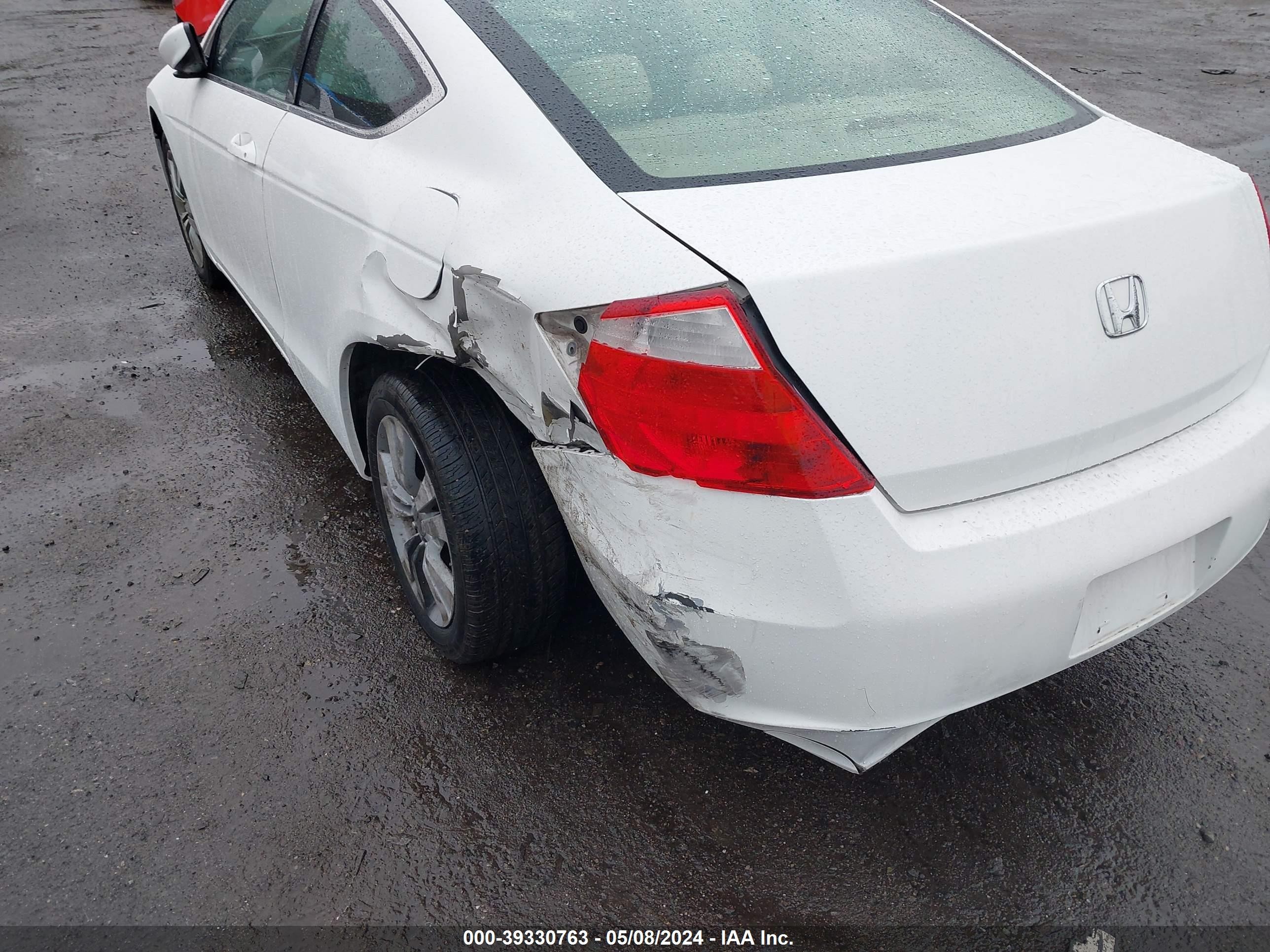 Photo 5 VIN: 1HGCS12859A024335 - HONDA ACCORD 