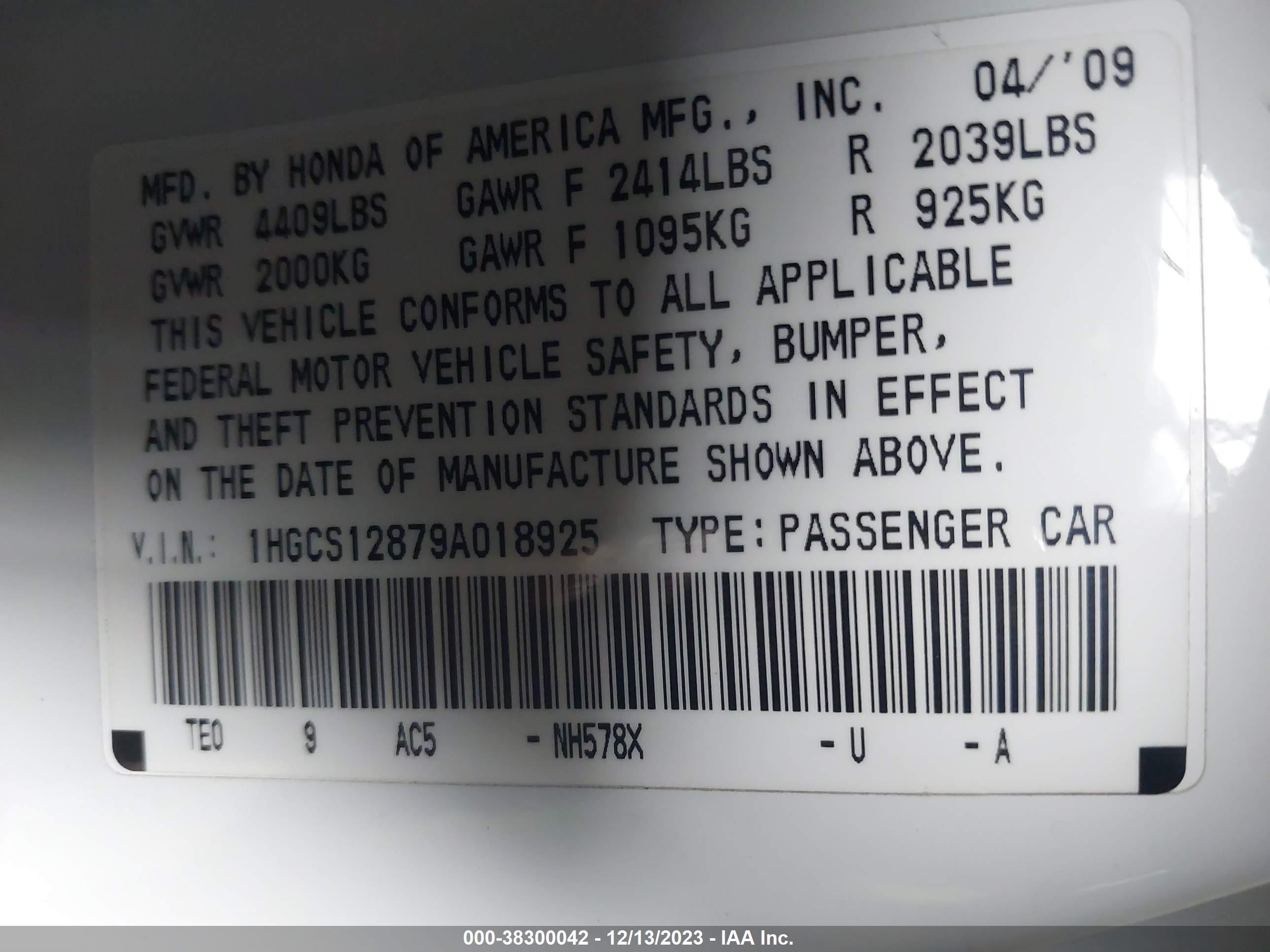 Photo 8 VIN: 1HGCS12879A018925 - HONDA ACCORD 