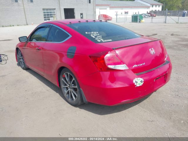 Photo 2 VIN: 1HGCS1A30CA010808 - HONDA ACCORD 