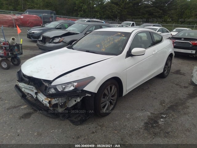 Photo 1 VIN: 1HGCS1A34CA017017 - HONDA ACCORD CPE 