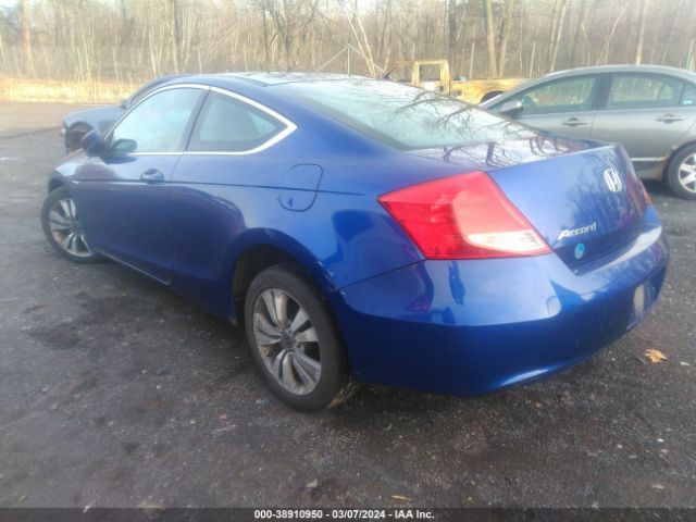 Photo 2 VIN: 1HGCS1A38BA017360 - HONDA ACCORD 