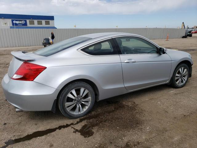 Photo 2 VIN: 1HGCS1A38CA017067 - HONDA ACCORD 