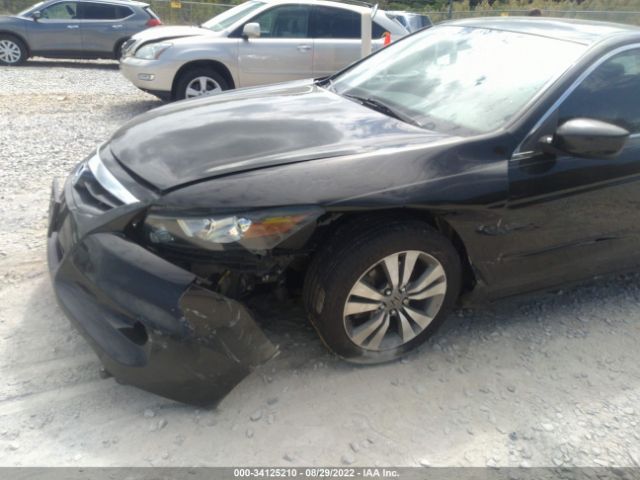 Photo 5 VIN: 1HGCS1A72BA013825 - HONDA ACCORD CPE 