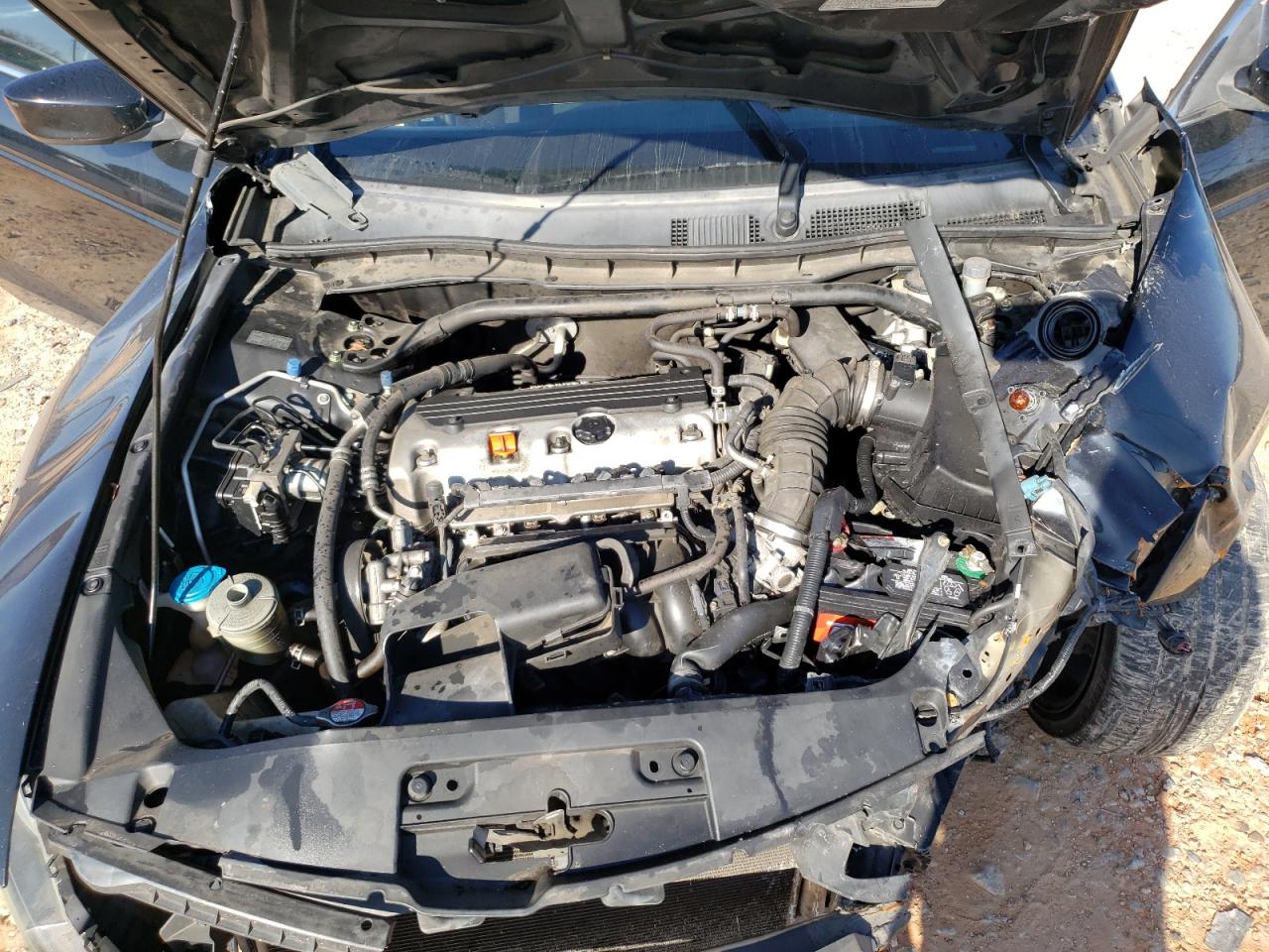 Photo 10 VIN: 1HGCS1A75AA010321 - HONDA ACCORD 