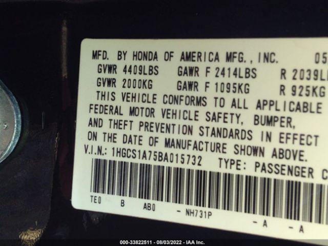 Photo 8 VIN: 1HGCS1A75BA015732 - HONDA ACCORD CPE 