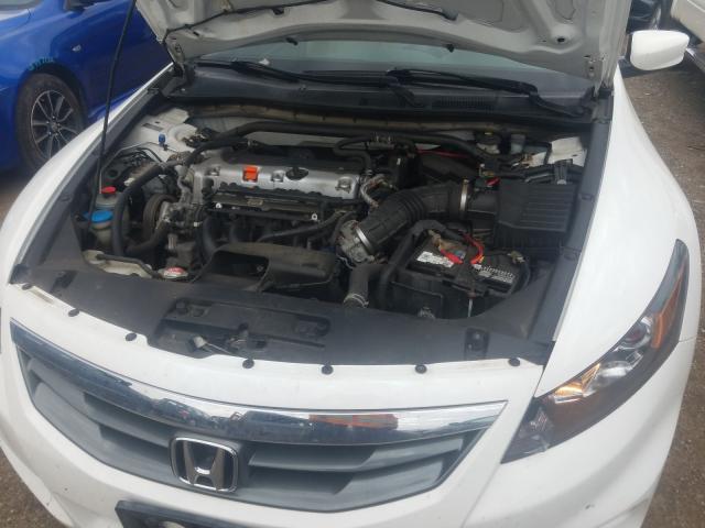 Photo 6 VIN: 1HGCS1A78BA008628 - HONDA ACCORD EX 