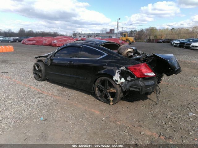 Photo 2 VIN: 1HGCS1A7XBA010817 - HONDA ACCORD CPE 