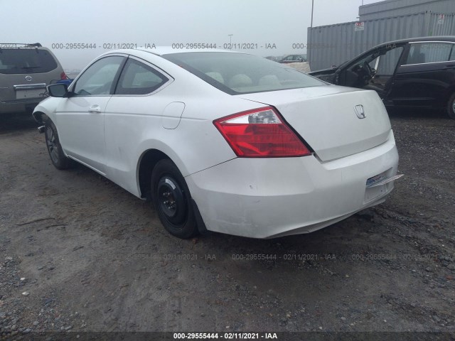 Photo 2 VIN: 1HGCS1B30AA000808 - HONDA ACCORD CPE 