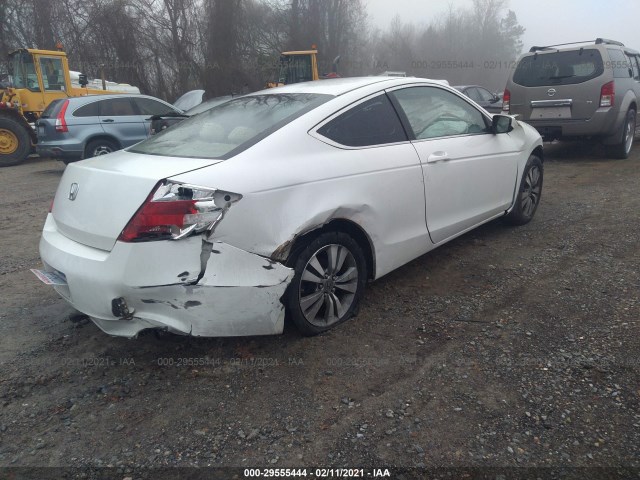 Photo 3 VIN: 1HGCS1B30AA000808 - HONDA ACCORD CPE 