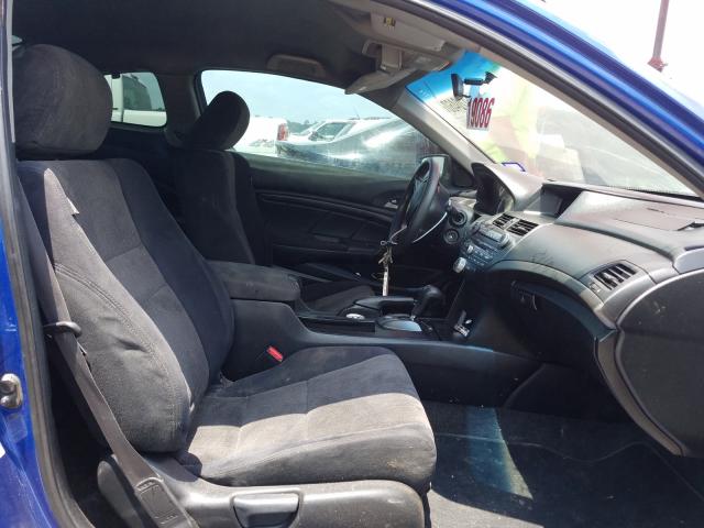 Photo 4 VIN: 1HGCS1B30AA017950 - HONDA ACCORD LX 