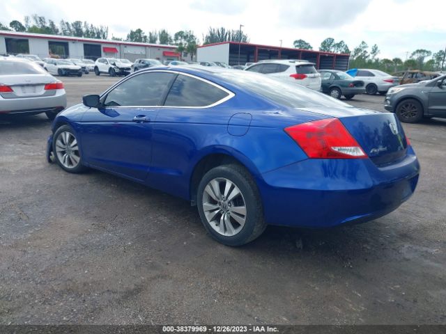 Photo 2 VIN: 1HGCS1B30BA005931 - HONDA ACCORD 