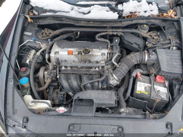 Photo 9 VIN: 1HGCS1B30BA008375 - HONDA ACCORD 