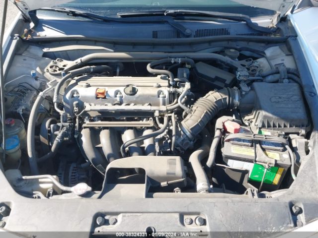 Photo 9 VIN: 1HGCS1B31AA001014 - HONDA ACCORD 