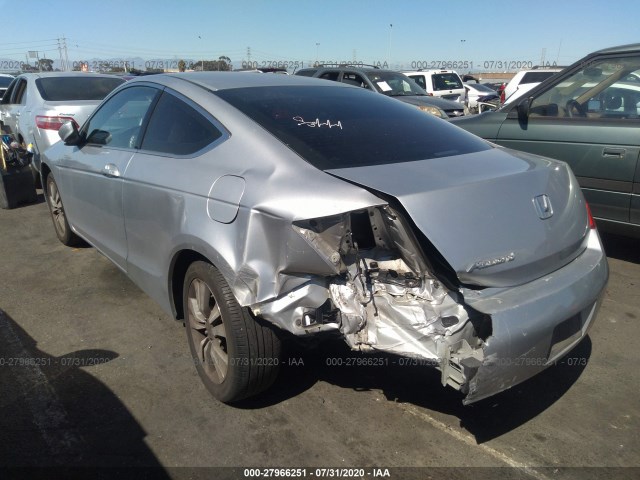 Photo 2 VIN: 1HGCS1B31AA006391 - HONDA ACCORD CPE 