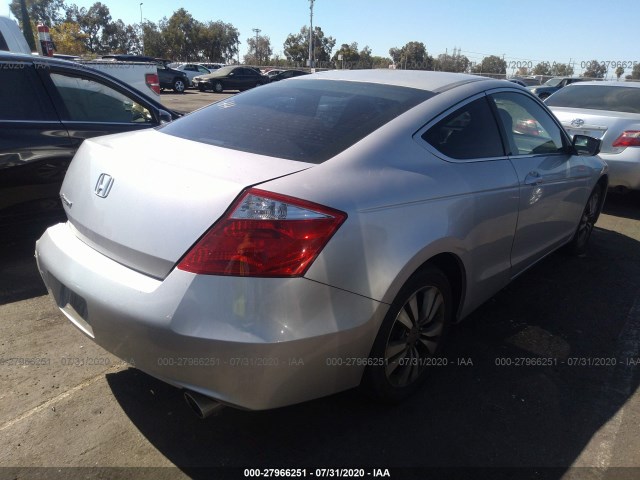 Photo 3 VIN: 1HGCS1B31AA006391 - HONDA ACCORD CPE 