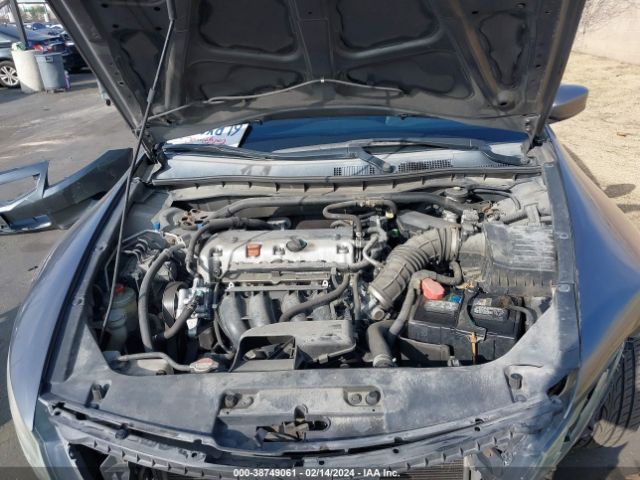 Photo 9 VIN: 1HGCS1B31AA010893 - HONDA ACCORD 