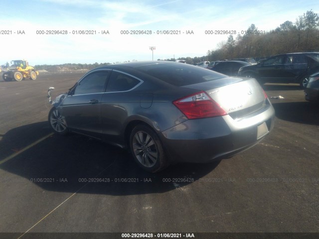 Photo 2 VIN: 1HGCS1B31AA010909 - HONDA ACCORD CPE 