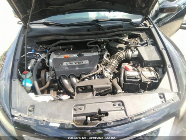 Photo 9 VIN: 1HGCS1B31AA015284 - HONDA ACCORD CPE 