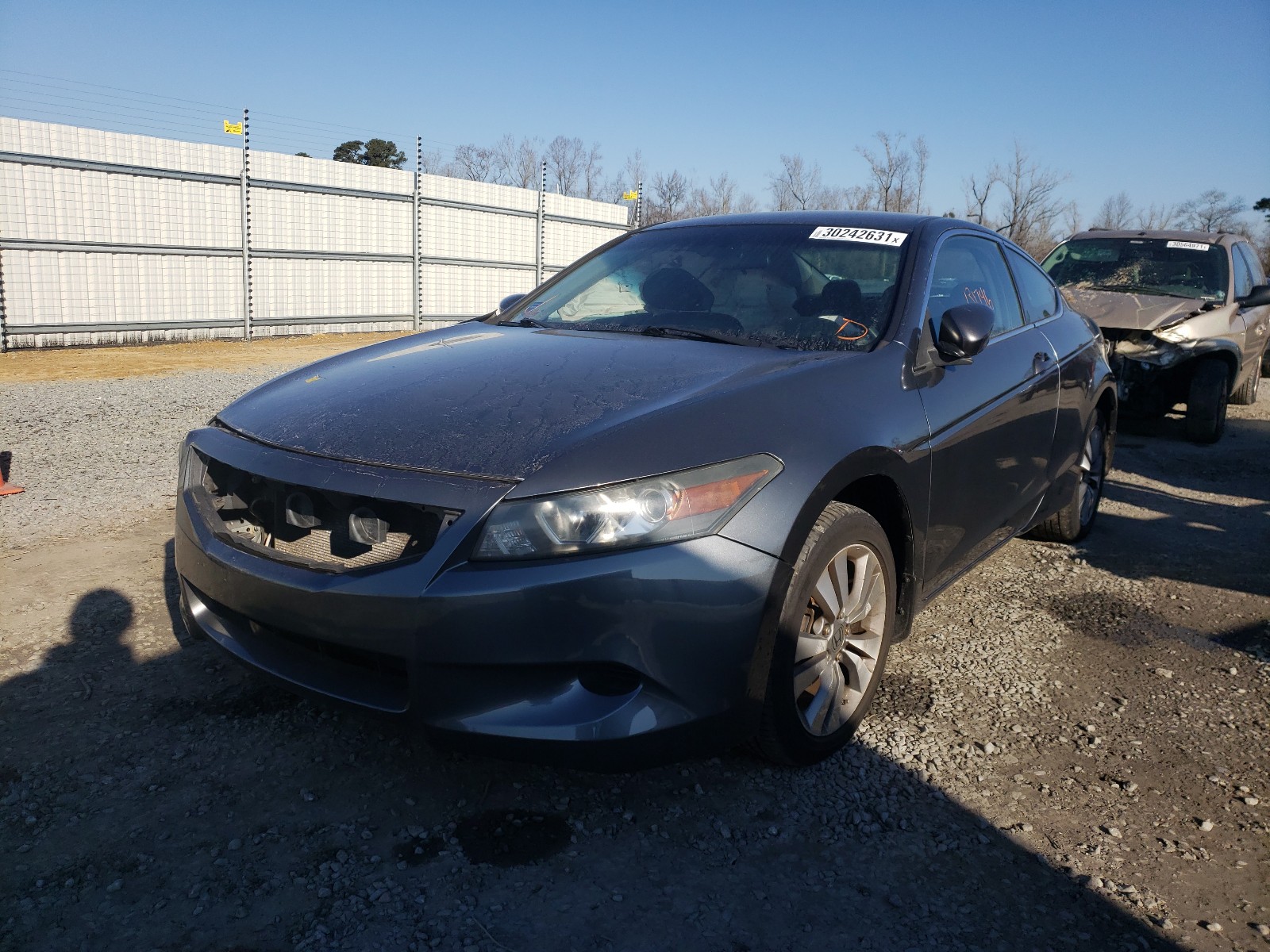 Photo 1 VIN: 1HGCS1B31AA019254 - HONDA ACCORD LX 