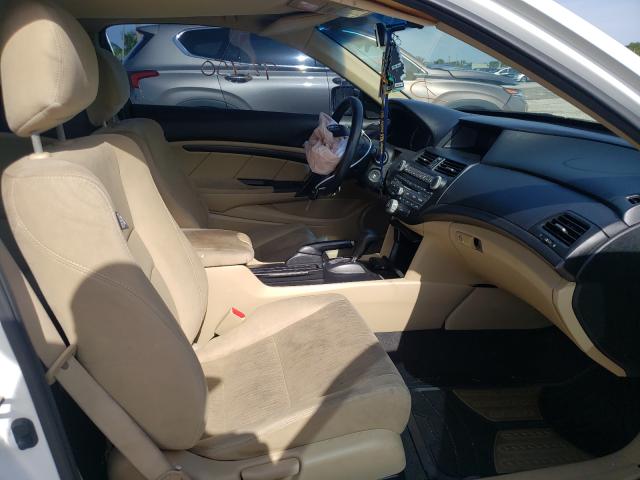 Photo 4 VIN: 1HGCS1B31CA005633 - HONDA ACCORD LX 