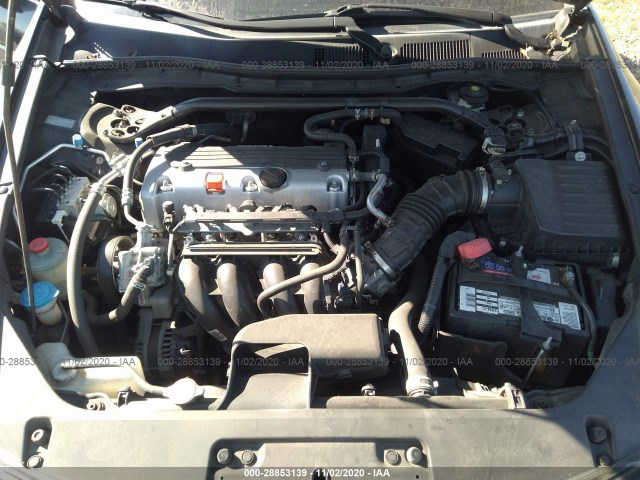 Photo 9 VIN: 1HGCS1B31CA007480 - HONDA ACCORD CPE 