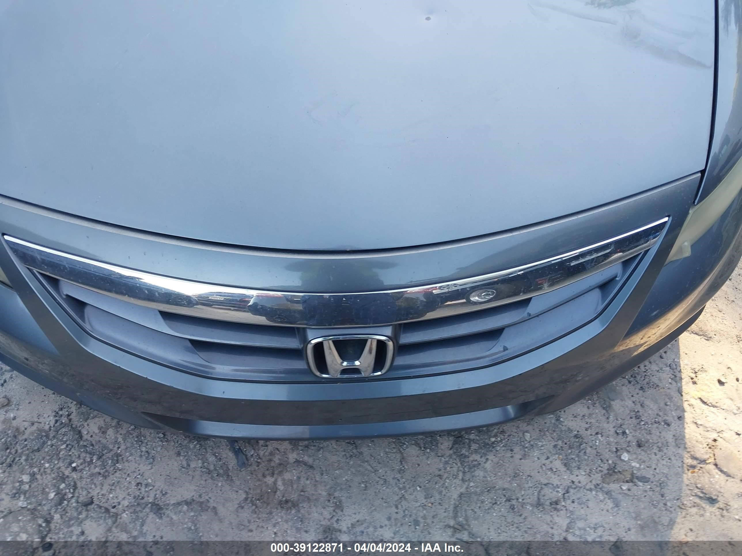 Photo 9 VIN: 1HGCS1B31CA015191 - HONDA ACCORD 