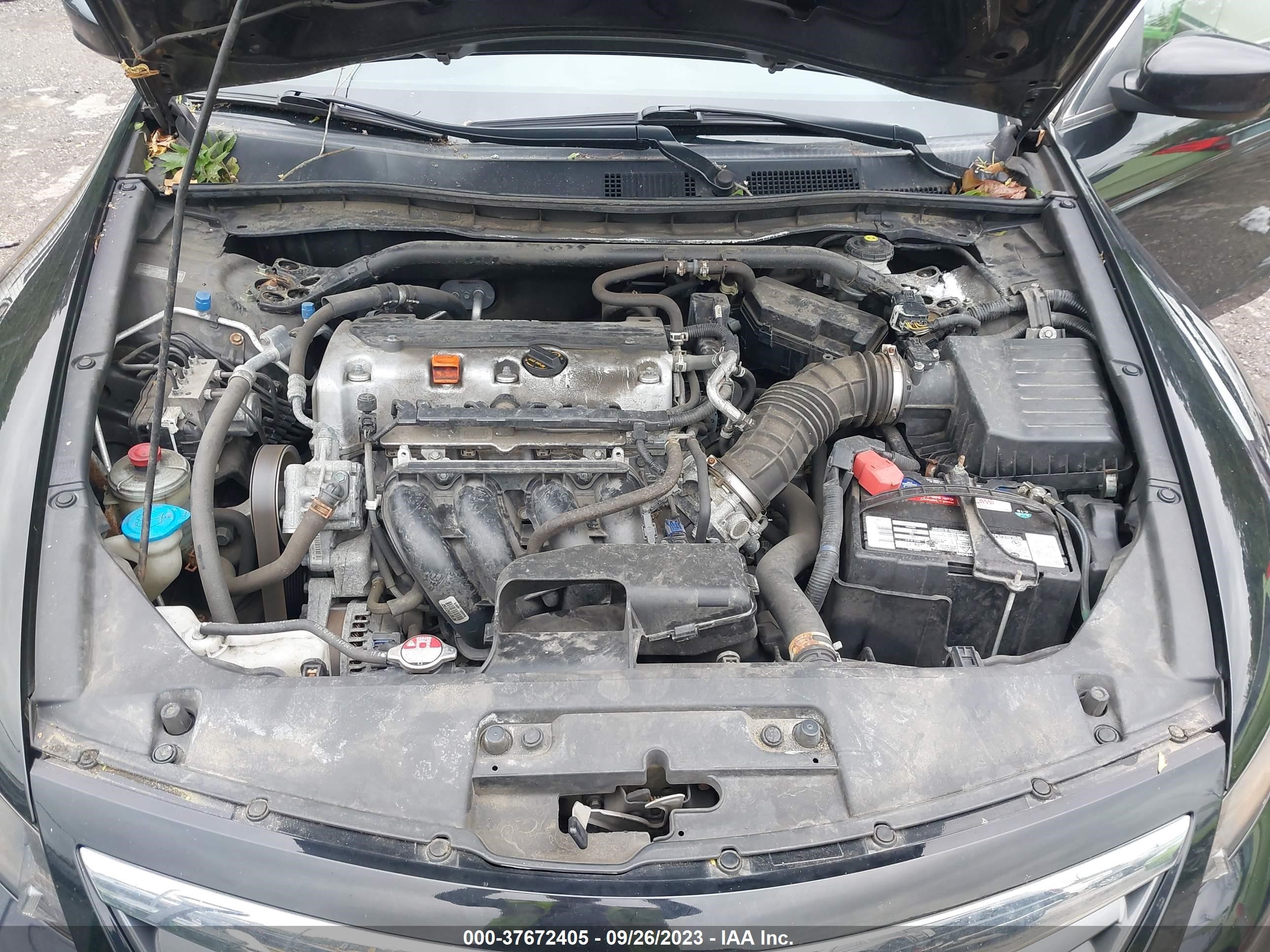 Photo 9 VIN: 1HGCS1B31CA016826 - HONDA ACCORD 