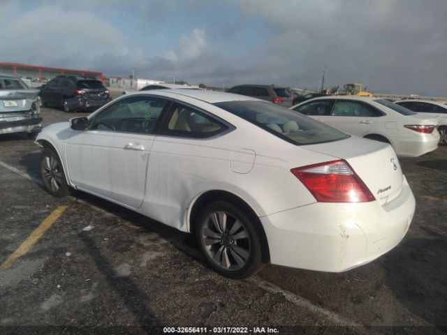 Photo 2 VIN: 1HGCS1B32AA006397 - HONDA ACCORD CPE 