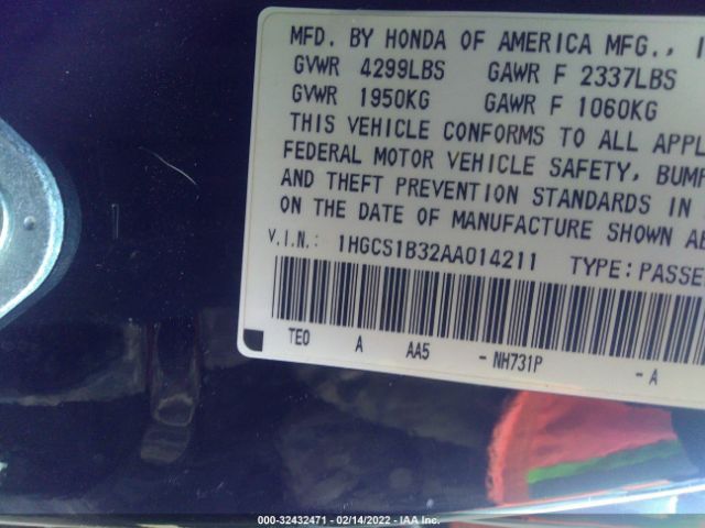 Photo 8 VIN: 1HGCS1B32AA014211 - HONDA ACCORD CPE 