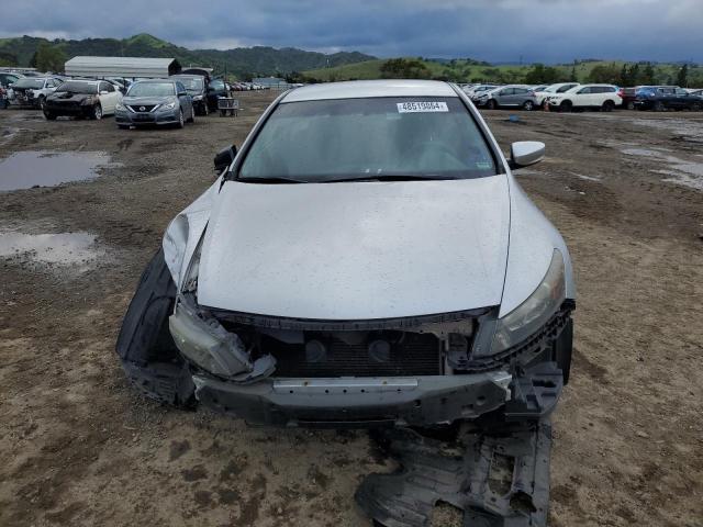 Photo 4 VIN: 1HGCS1B32BA012931 - HONDA ACCORD 